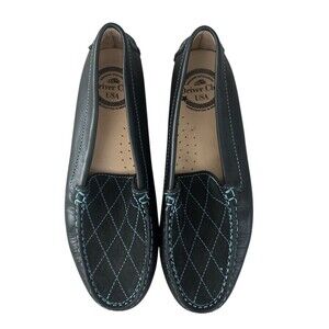 Driver Club USA Women’s Moccasins Size 5.5 Black Leather Slip-On Loafers